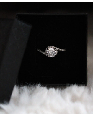 Pierścionek " Twilight Twist"